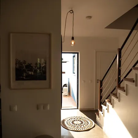 Pina Hideaway With A Sea View Rooftop Terrace Appartement