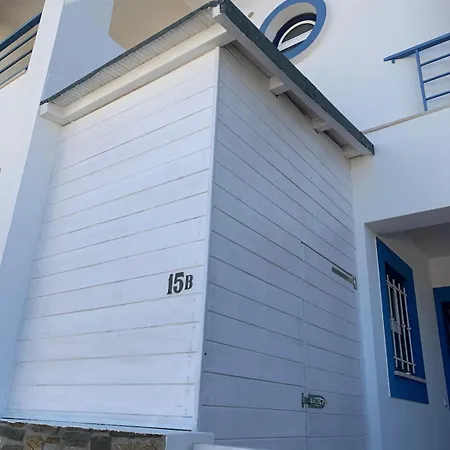 Апартаменты Pina Hideaway With A Sea View Rooftop Terrace *