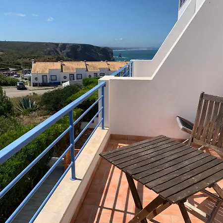 Pina Hideaway With A Sea View Rooftop Terrace Apartment