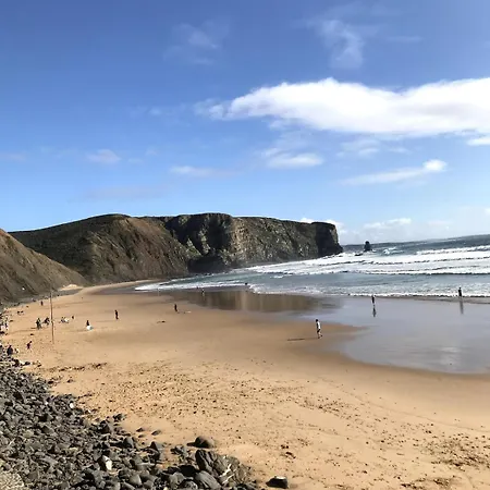 Appartement Pina Hideaway With A Sea View Rooftop Terrace Bicas